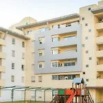T3 Com Piscina Tenis Ginasio E Parq Infant * Lisboa