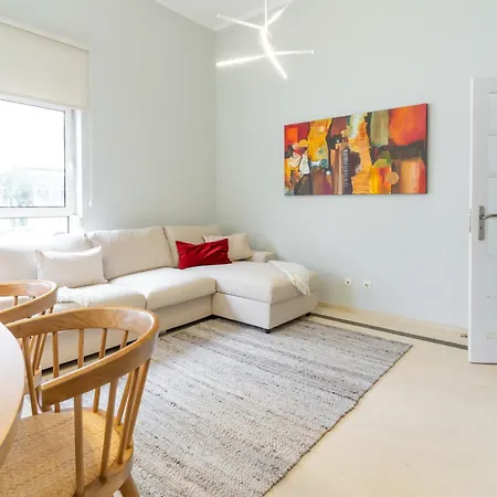 T3 Com Piscina Tenis Ginasio E Parq Infant Apartmán *