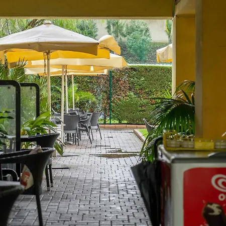 Apartmán T3 Com Piscina Tenis Ginasio E Parq Infant Lisboa